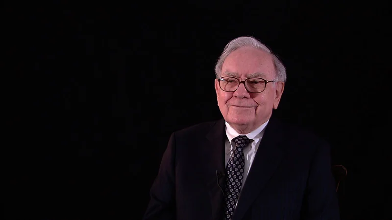 Warren Buffett on Escalating CEO Pay: His New Warning and What the Data Shows